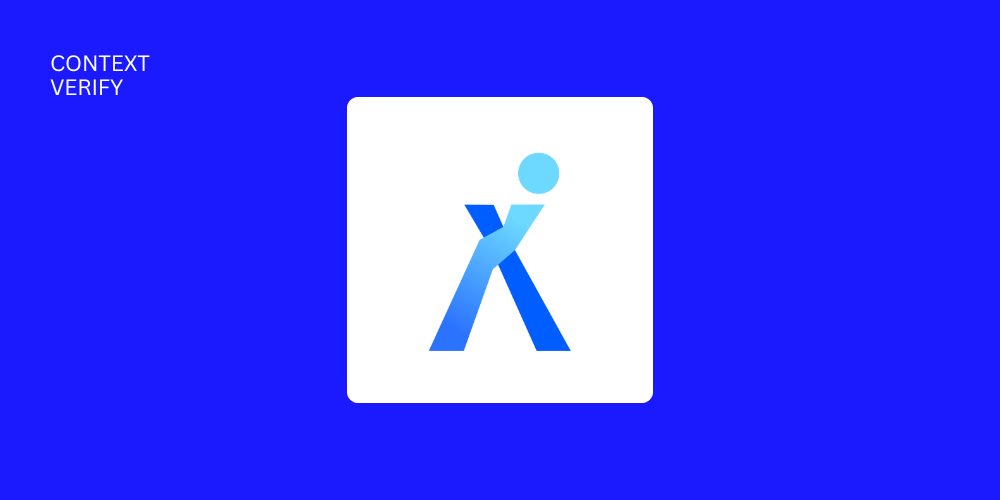 Ein blaues, stilisiertes "X"-Symbol mit einem Punkt darüber auf einem weißen, abgerundeten Quadrat auf blauem Hintergrund.